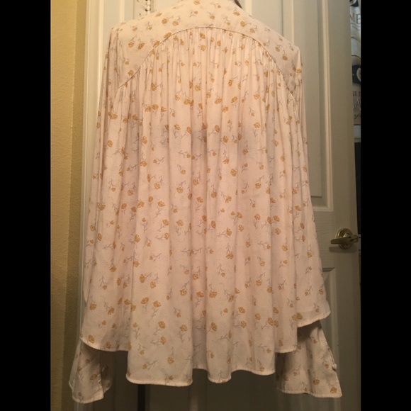 FREE PEOPLE Button down Top Sz S - Picture 4 of 7